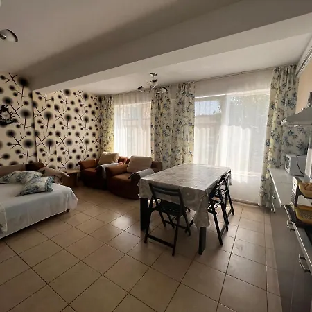 منزل للإقامة Camere De Inchiriat Andra إيفوري نورد
