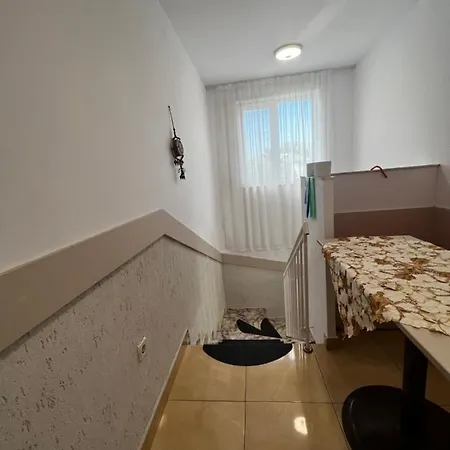 Δωμάτια σε οικογενειακή κατοικία Andra *